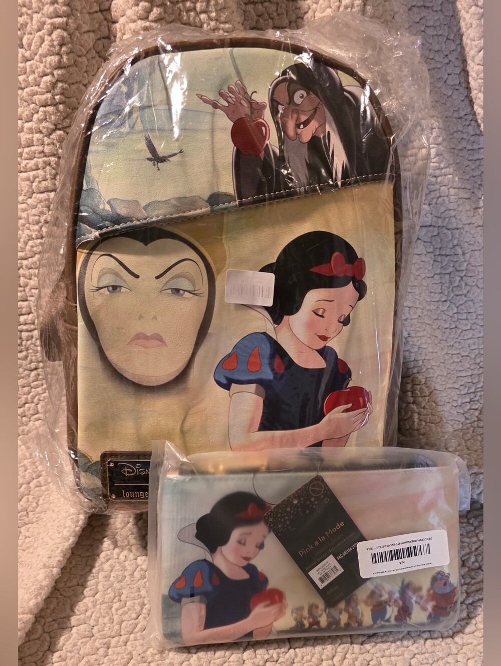Loungefly Disney Snow White Mini Backpack & Coin Pouch DEC PALM NEW in Packaging